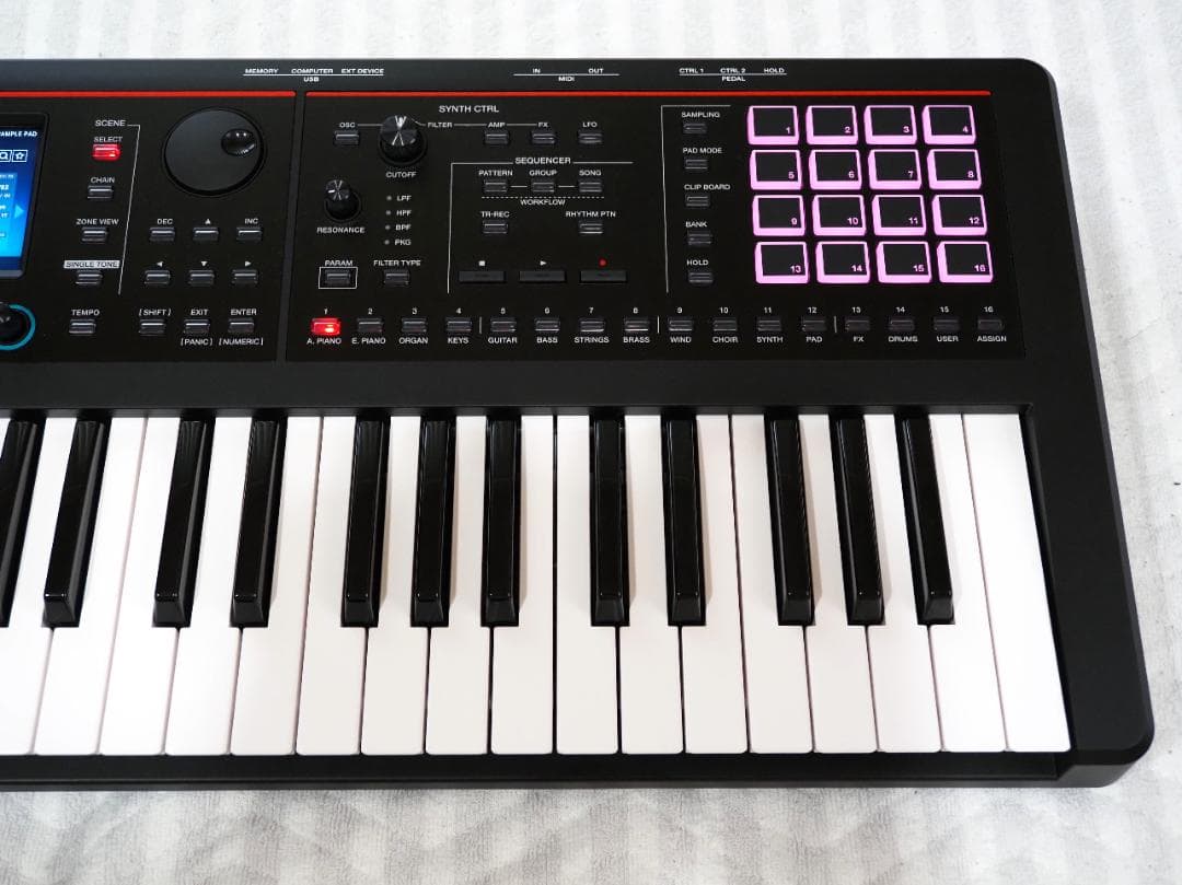 Roland FANTOM-06 ローランド 61鍵シンセサイザー