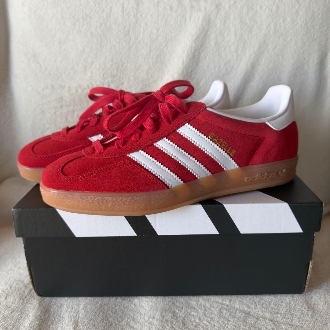 adidas Gazelle レッド/ホワイト スニーカー