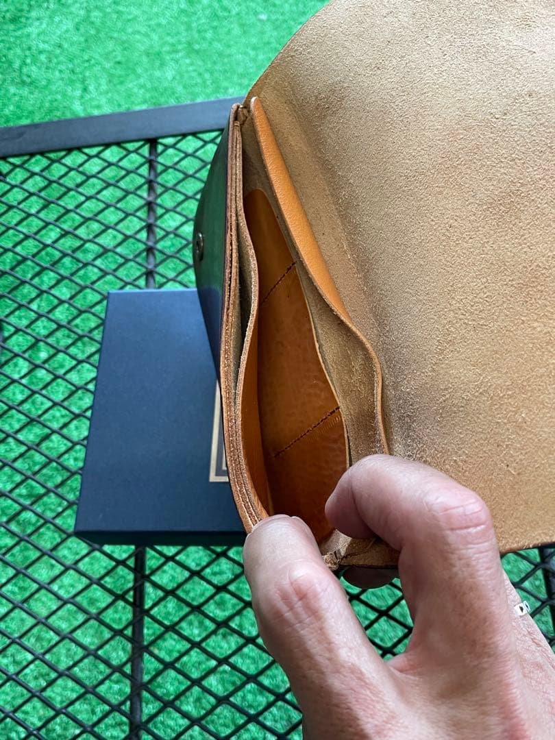 MOTO トラッカーウォレット ブラウンレザー MOTOR ボタン付き