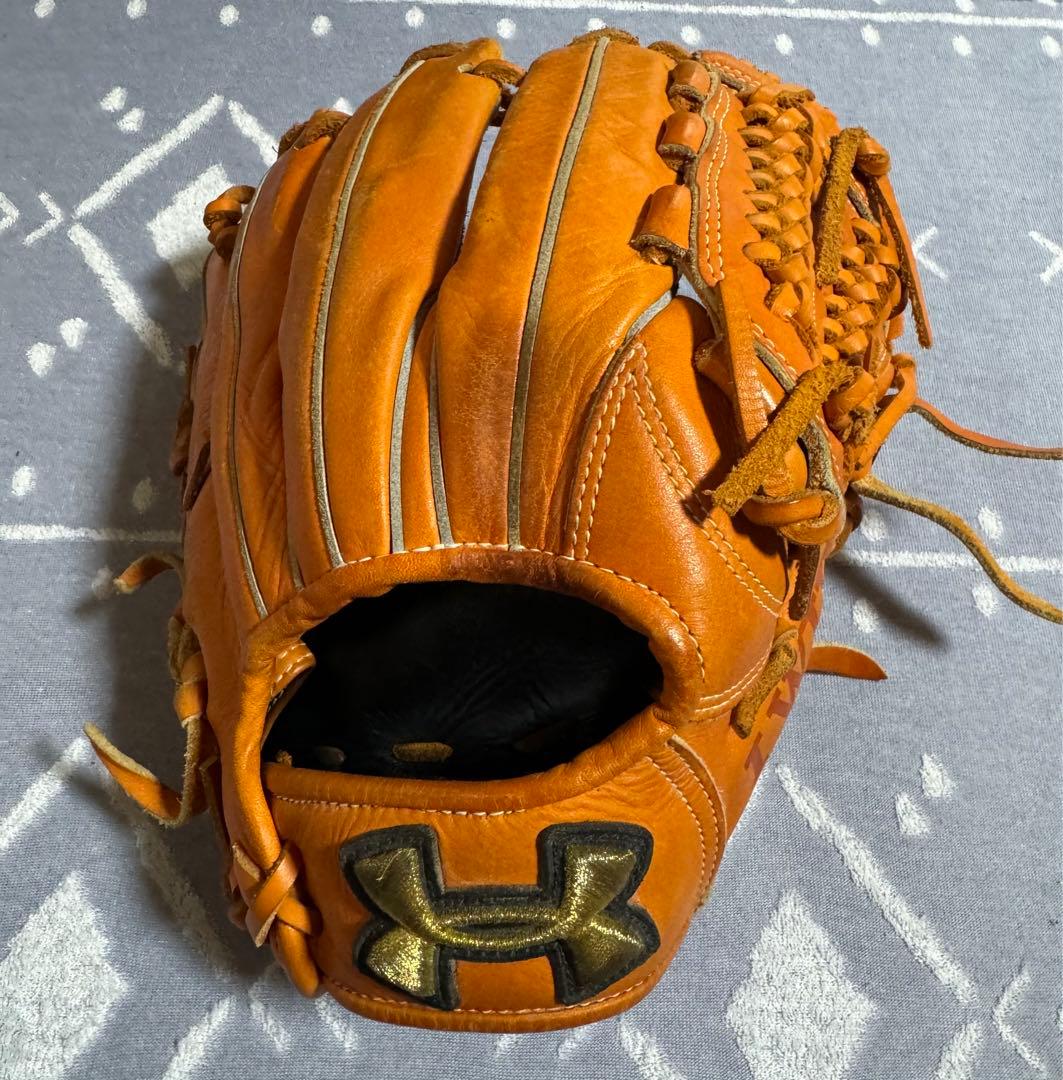 Under Armour 軟式グローブ 0800247 オレンジ