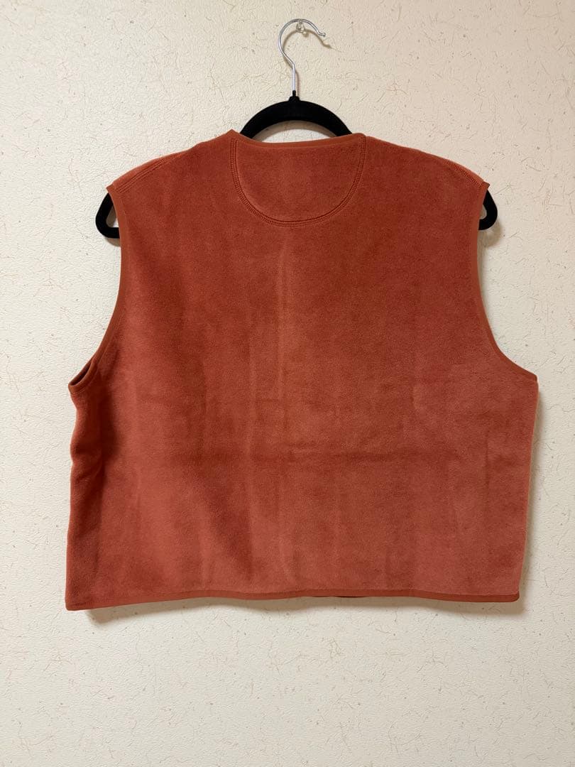WOMEN＇S FLEECE COLLARLESS VEST