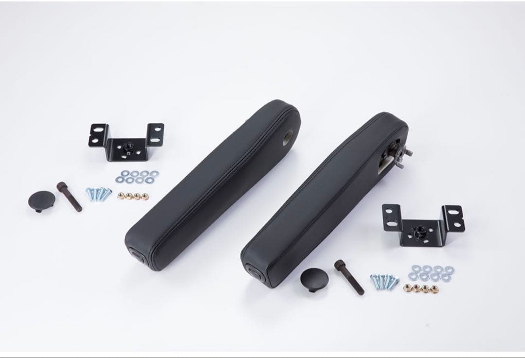 ジムニー　アームレスト(運転席)