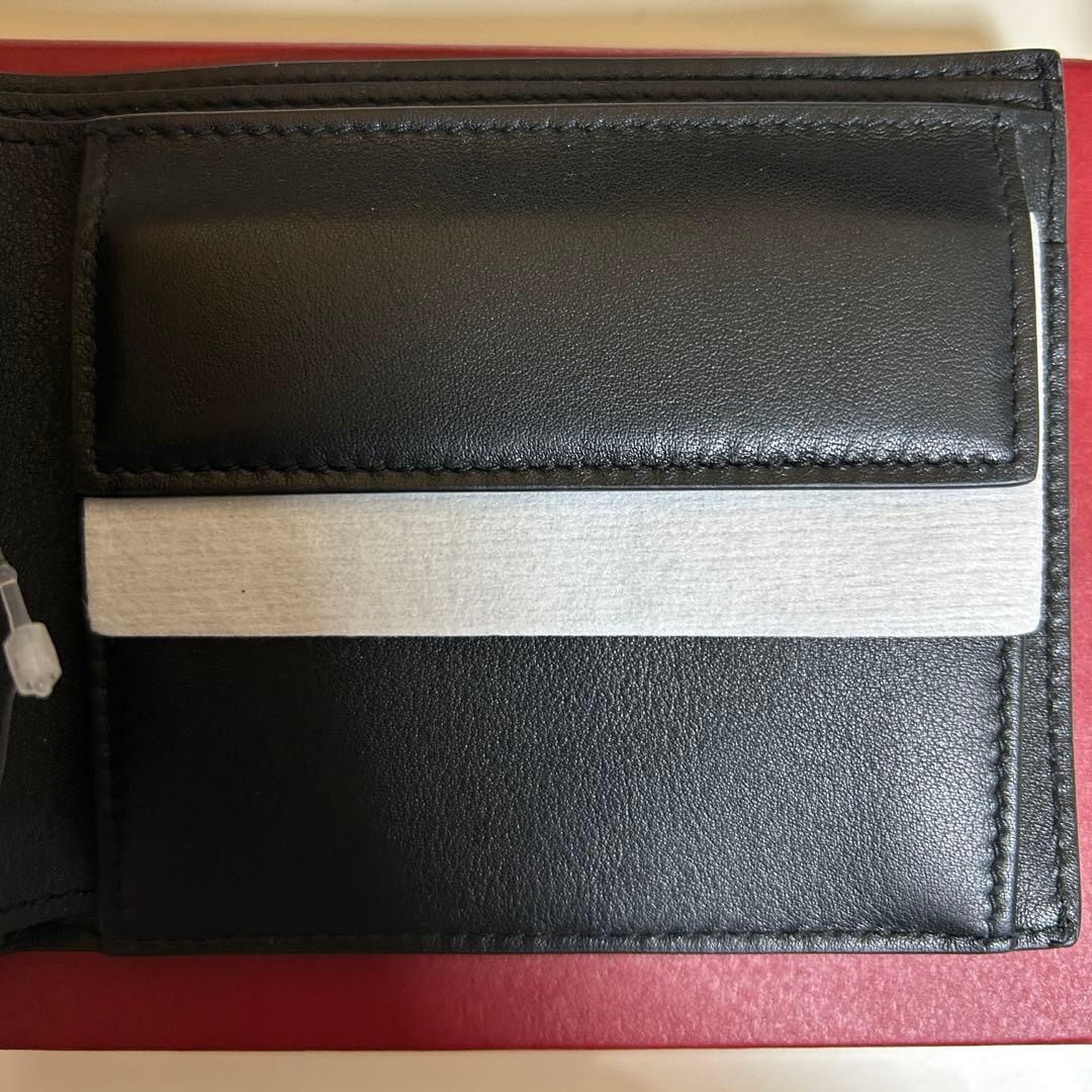 新品フェラガモFerragamo 二つ折り財布 メンズ