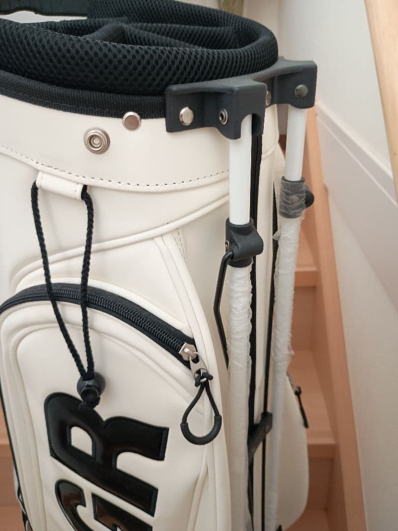 PRGR ホワイト キャディバッグ ヘッドカバー付き
