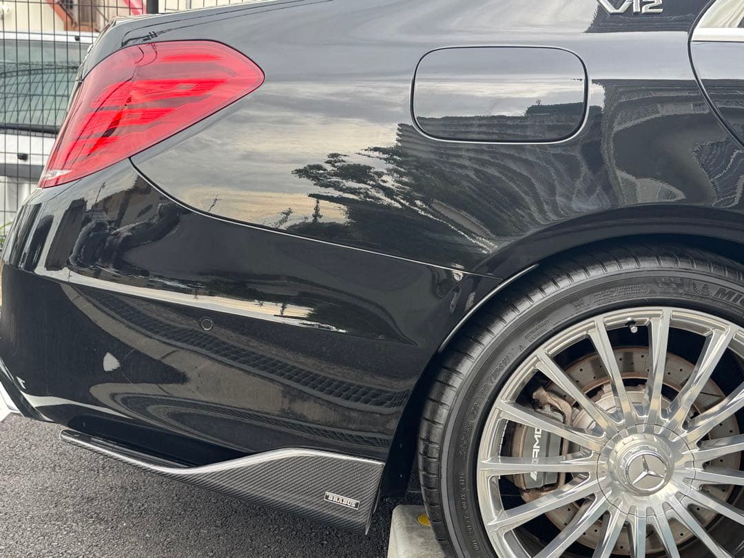 特注品‼️ ベンツW222共通 フェンダー＆リアサイドエアロ ドライカーボン ❣️