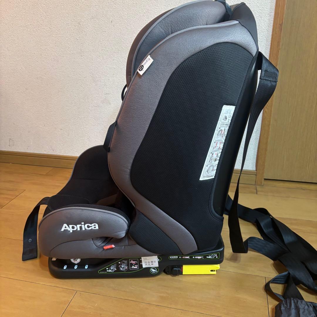 アップリカISOFIX ジュニアシート フォームフィット Form Fit AB