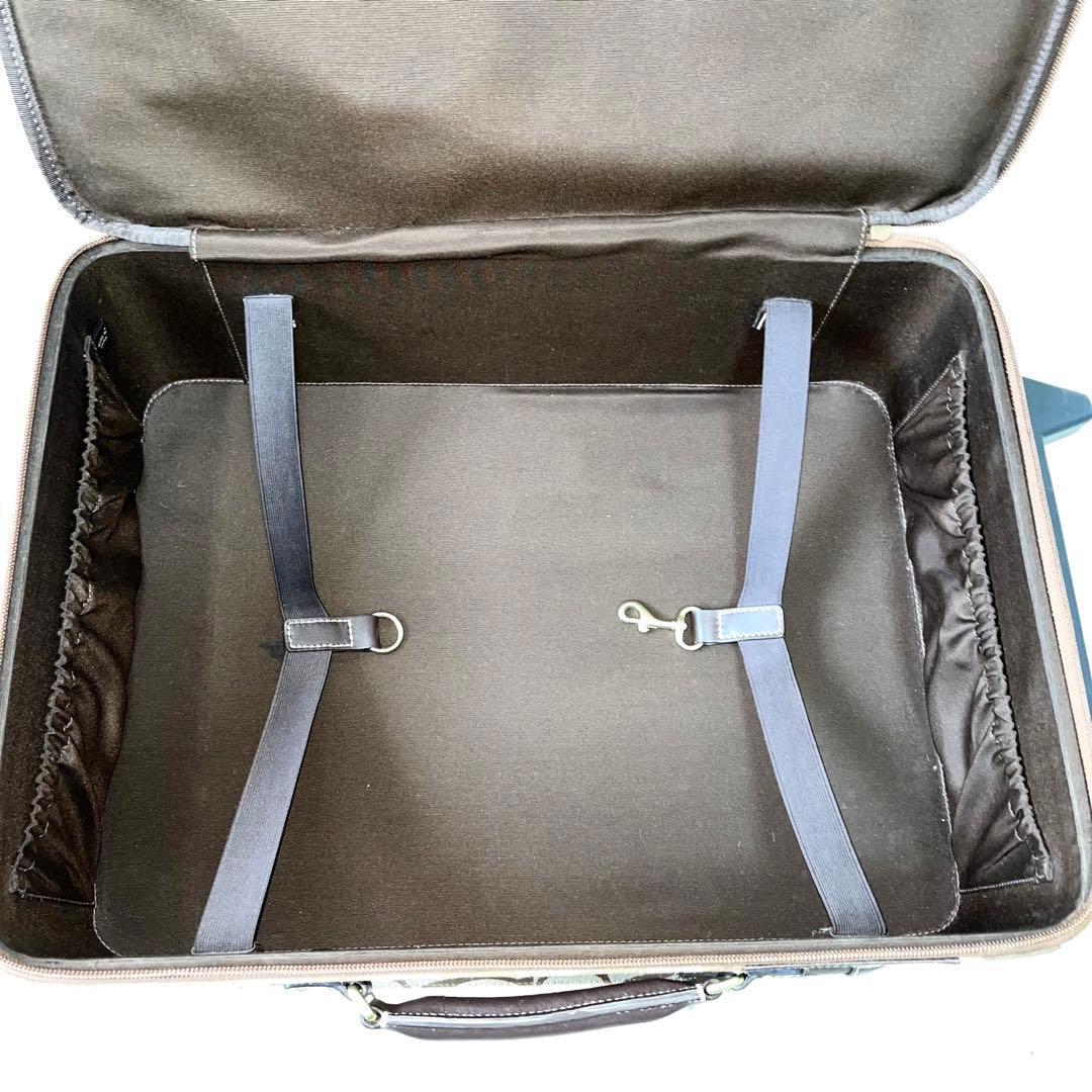 コーチ　キャリーケース　シグネチャー　2輪　キャンバス　レザー　ベージュ　茶色