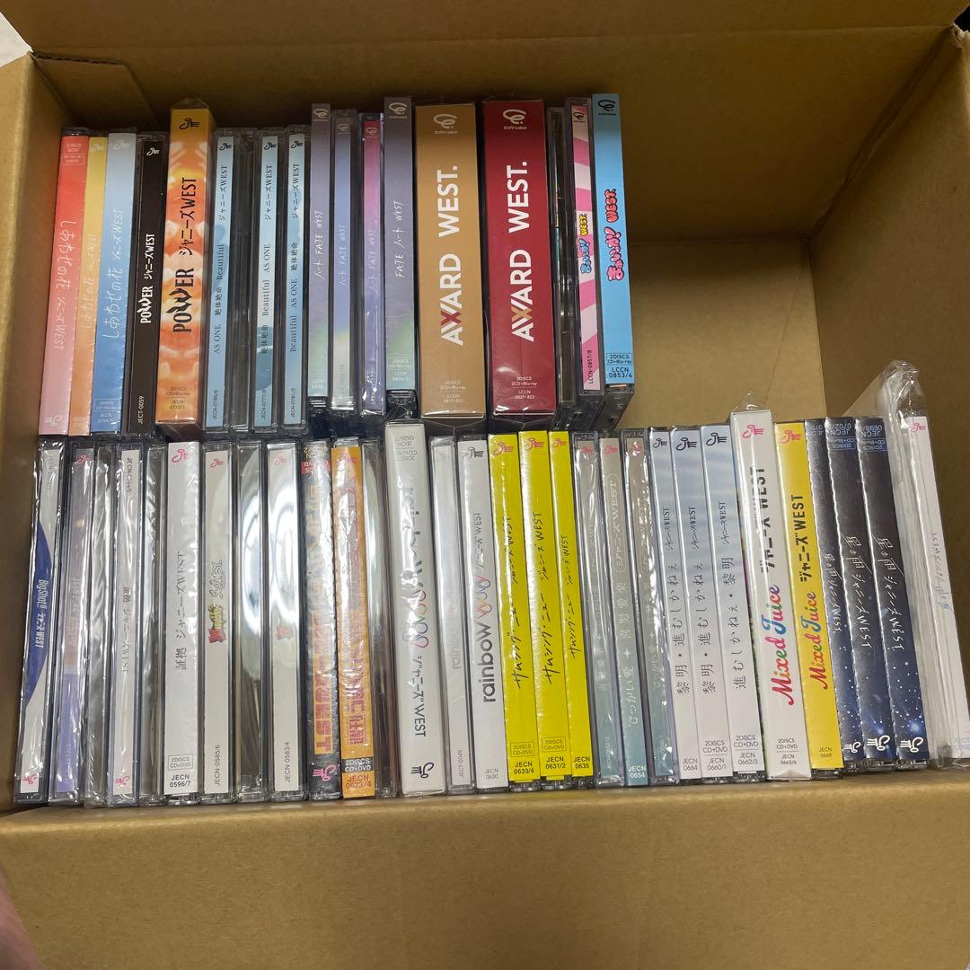 WEST.(ジャニーズWEST )CD まとめ売り 約90枚値下げ可能