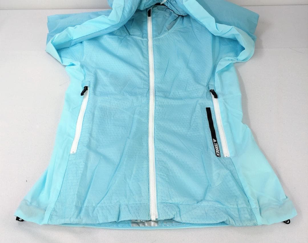 【新品】アディダス 18700円 軽い伸縮性 TERREX 軽量ウィンド ウエア