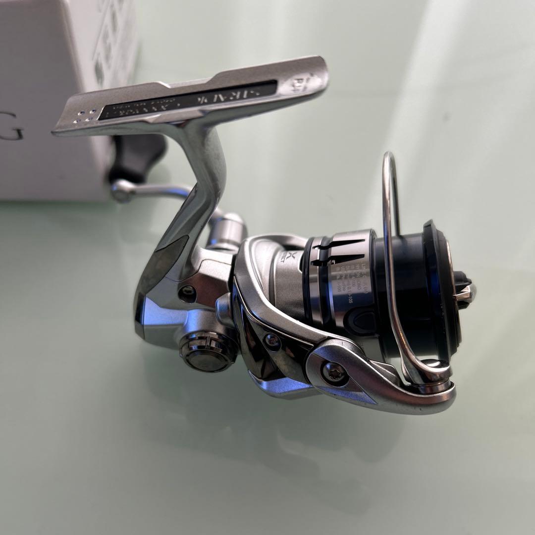 バス釣り引退セット　ワームルアーまとめ売り　スピナーベイト　リール　ヒップバッグ