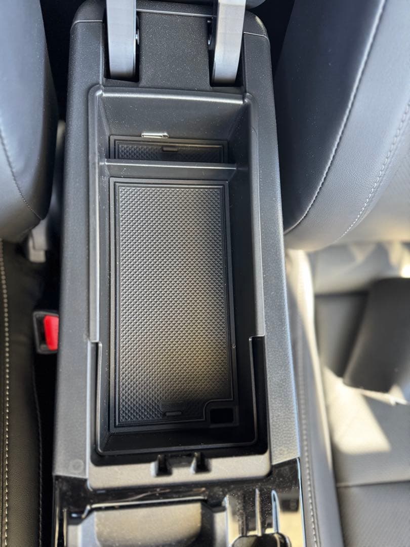 き*ん様 60系プリウス ドリンクホルダー・ゴミ箱・センターコンソールトレイ・キ