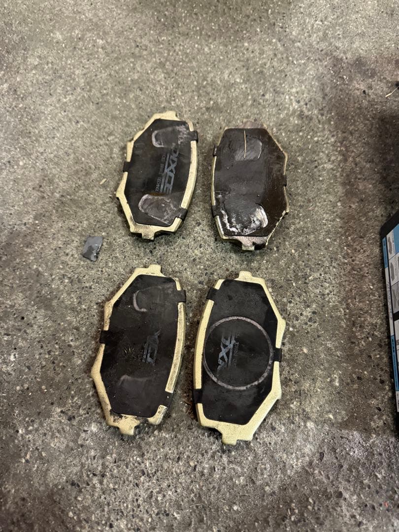 NBロードスター　ブレーキパッド　ディクセル　タイプS フロント・リアセット