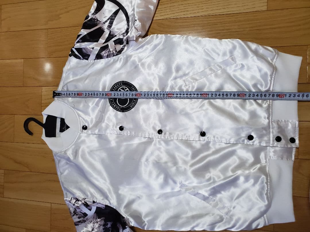 ☆特別最終値下げ！☆24karats WORLDスタジアムジャンパー