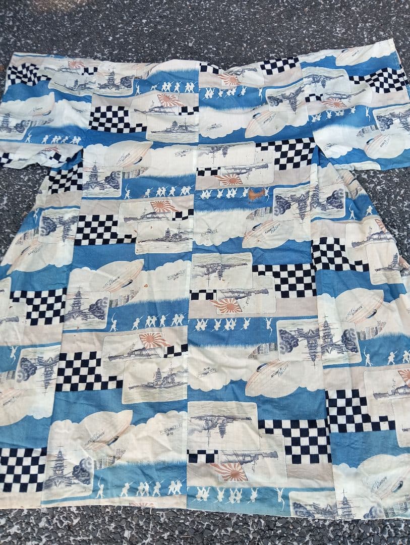 ⭐*⭐様 戦争柄 　着物　　旭日旗　軍艦　　 古布