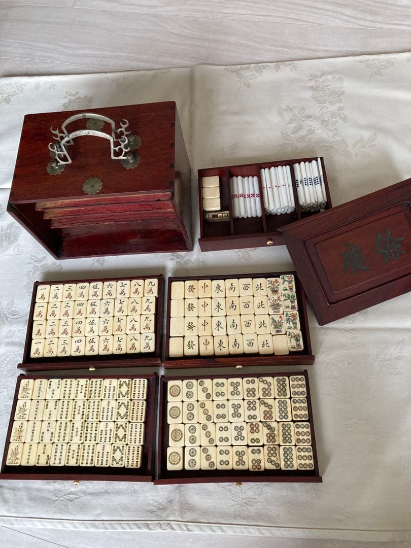 麻雀牌　骨牌　背竹牌