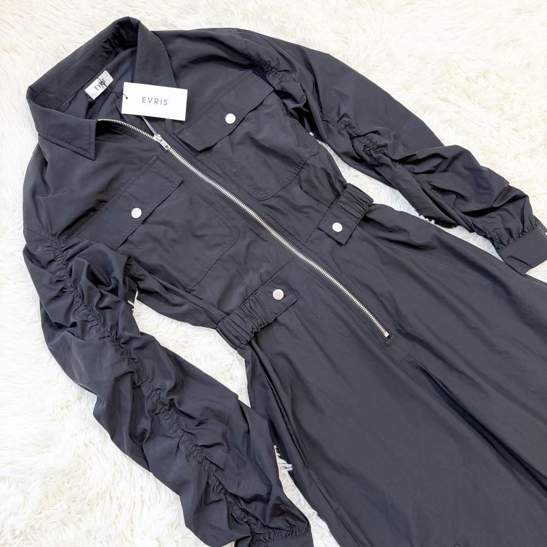 【新品タグ付】EVRIS ジャンプスーツ　オールインワン