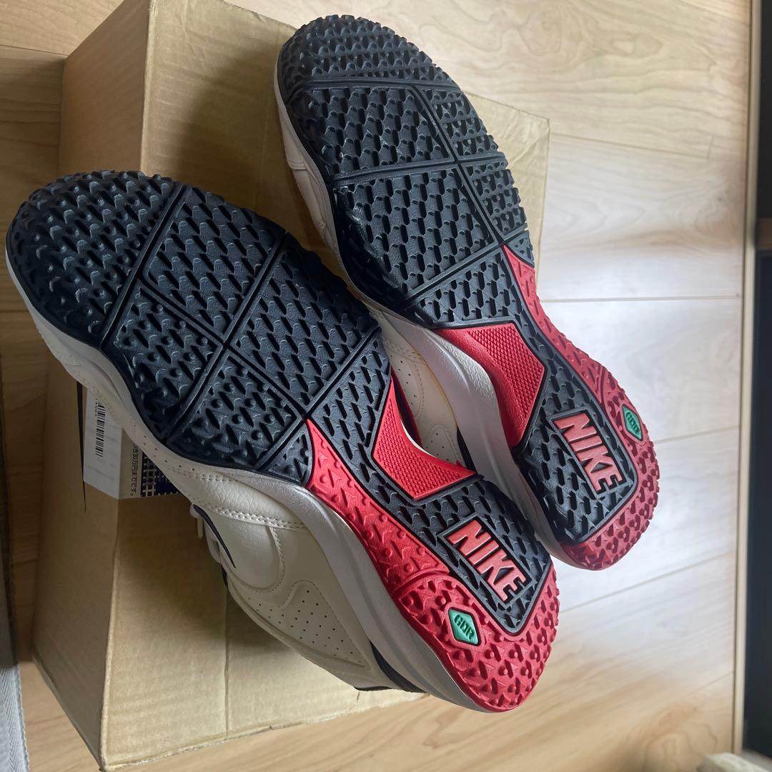 【新品】Nike テニスシューズ　28.0cm