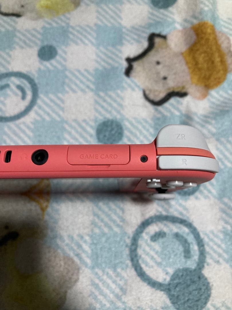 ニンテンドースイッチ ライト 本体 コーラル 付属品あり（比較的美品）