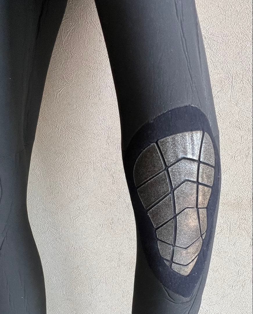 (中古)フルスーツ ブラック ネオプレ3.5mm サイズ　オーダー