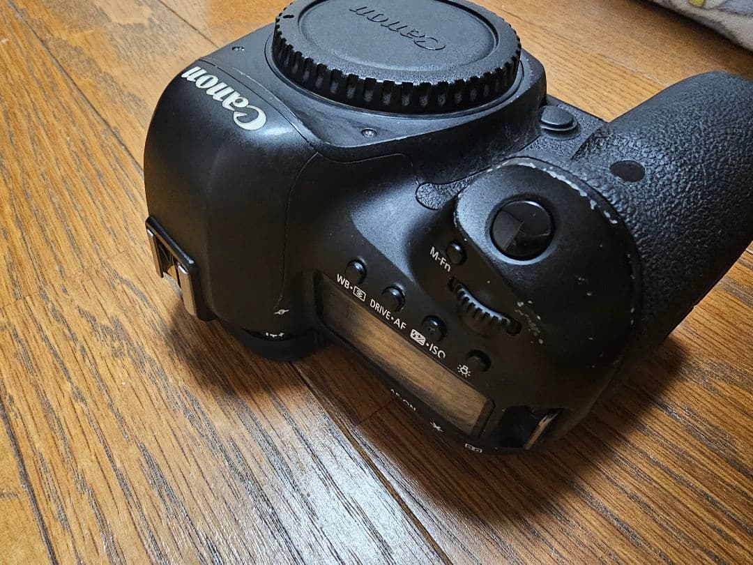 Canon EOS 5D Mark IV 本体 バッテリー2個付き ボディ