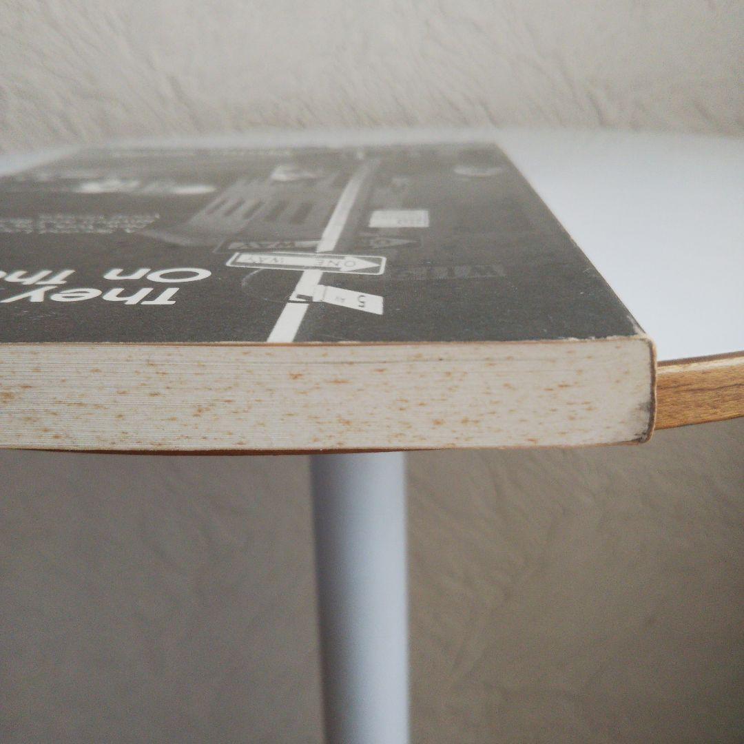 洋書 THEY ALL SANG ON THE CORNER