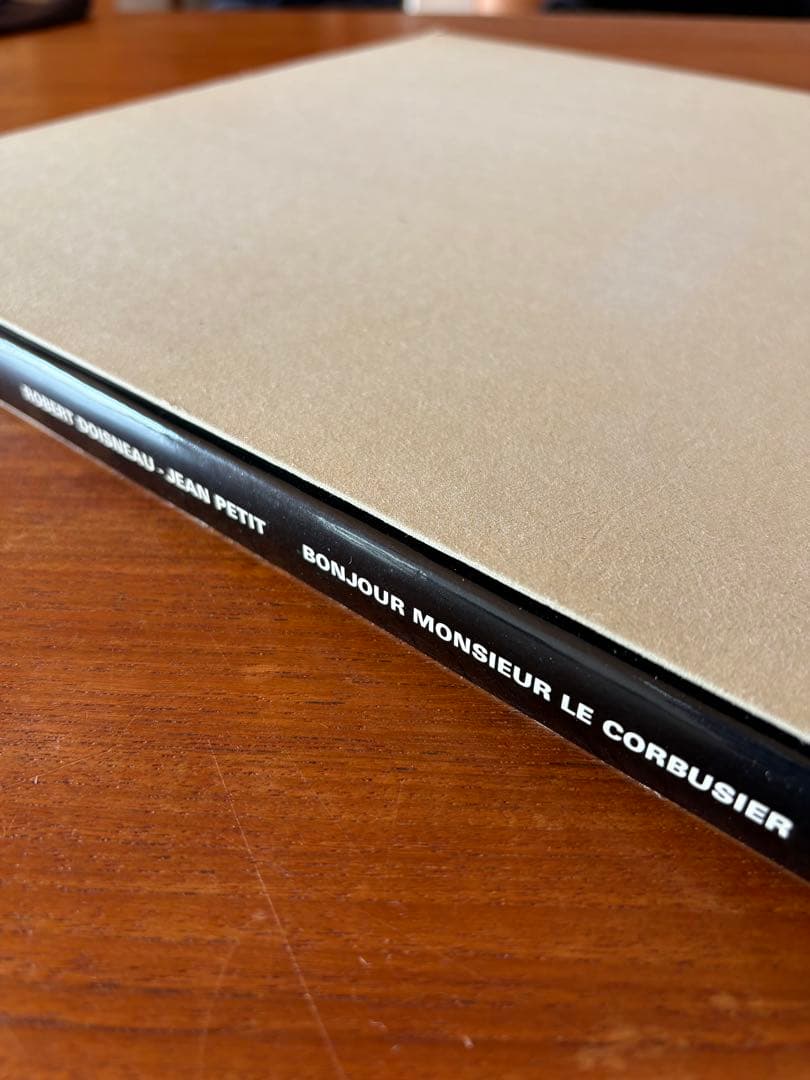 アート・デザイン・音楽 ROBERT DOISNEAU JEAN PETIT Le Corbusier