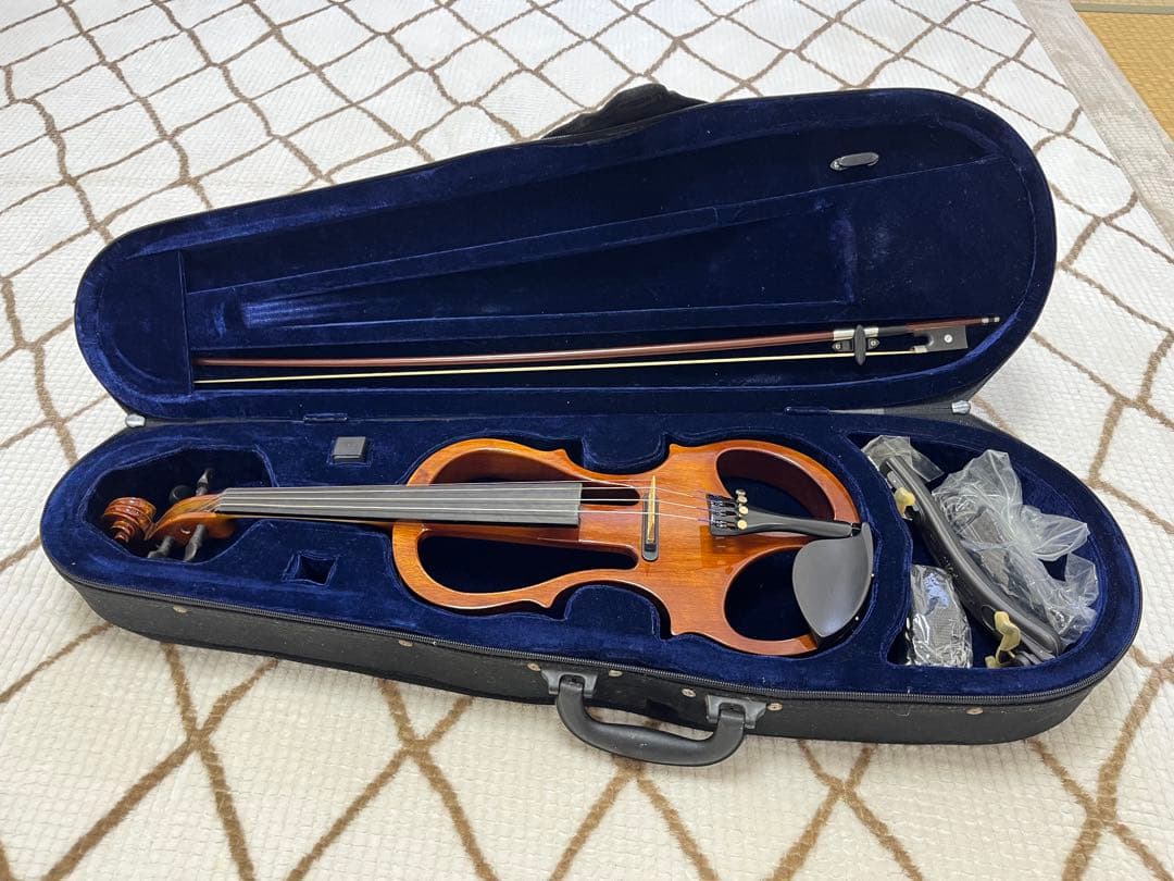 新春価格！【KIKUTANI】エレクトリックバイオリン ESV-380
