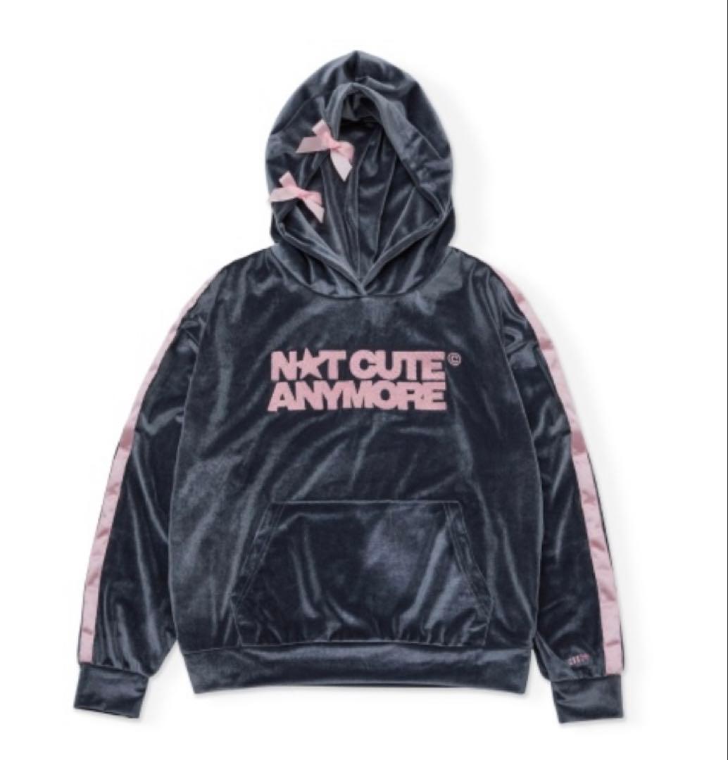 ILLIT NOT CUTE ANYMORE MDフーディー パーカー　Mサイズ