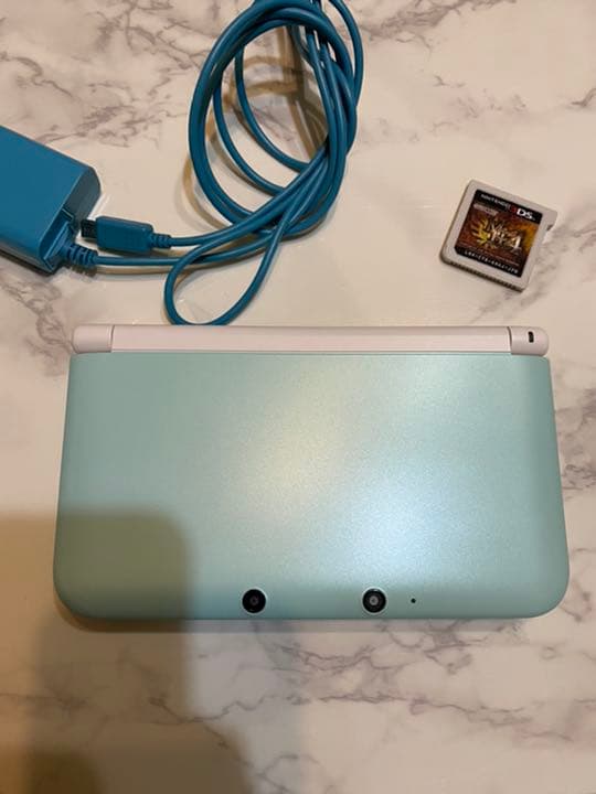 ニンテンドー3DS LL  モンハン4付き