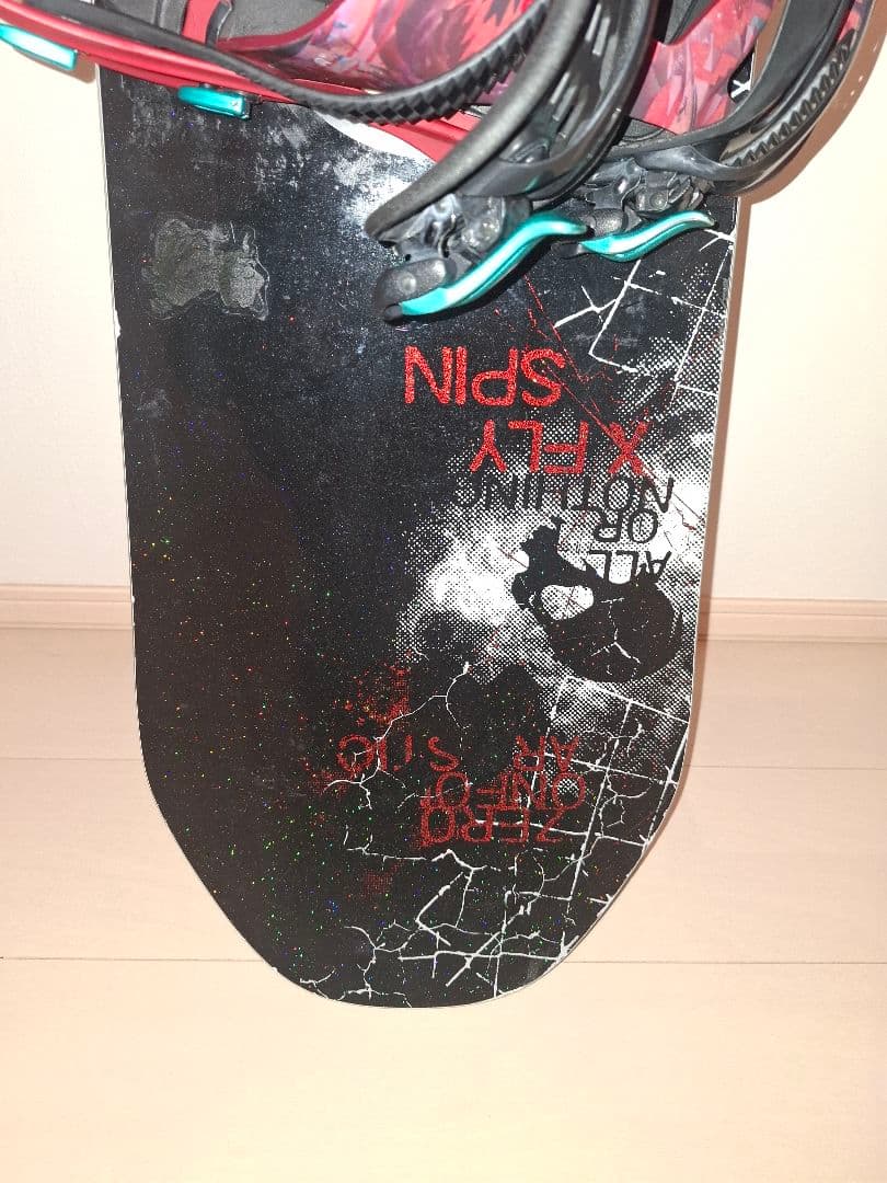 最終値下げ!!! 011 Artistic　X FLY SPIN スノーボード