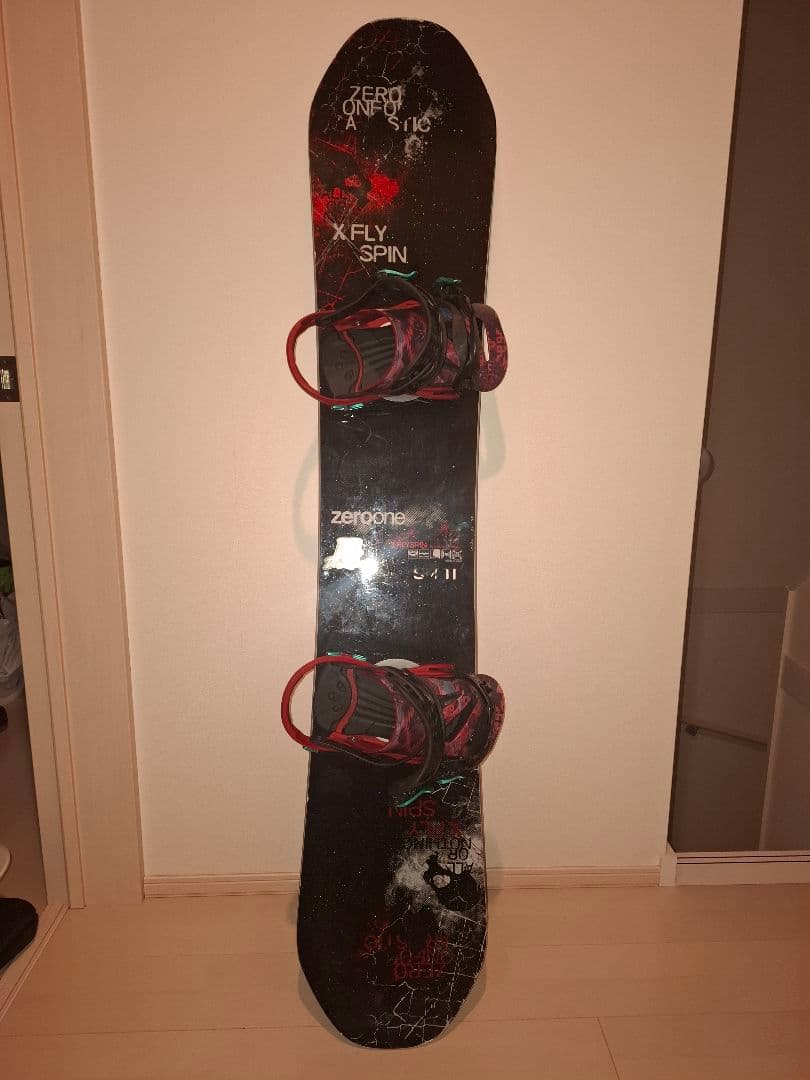 最終値下げ!!! 011 Artistic　X FLY SPIN スノーボード