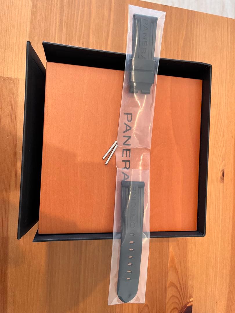 パネライ 純正ラバーベルト 24-22mm 尾錠用 ラバーストラップ ルミノール