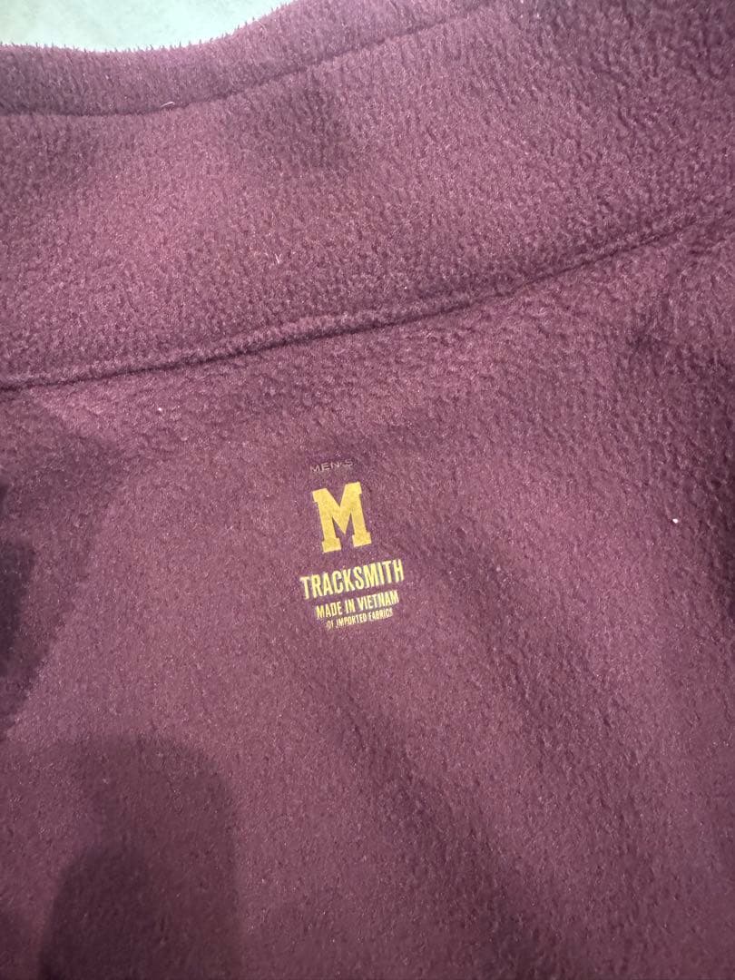 ドリーTracksmith 2025 フリースジャケッ