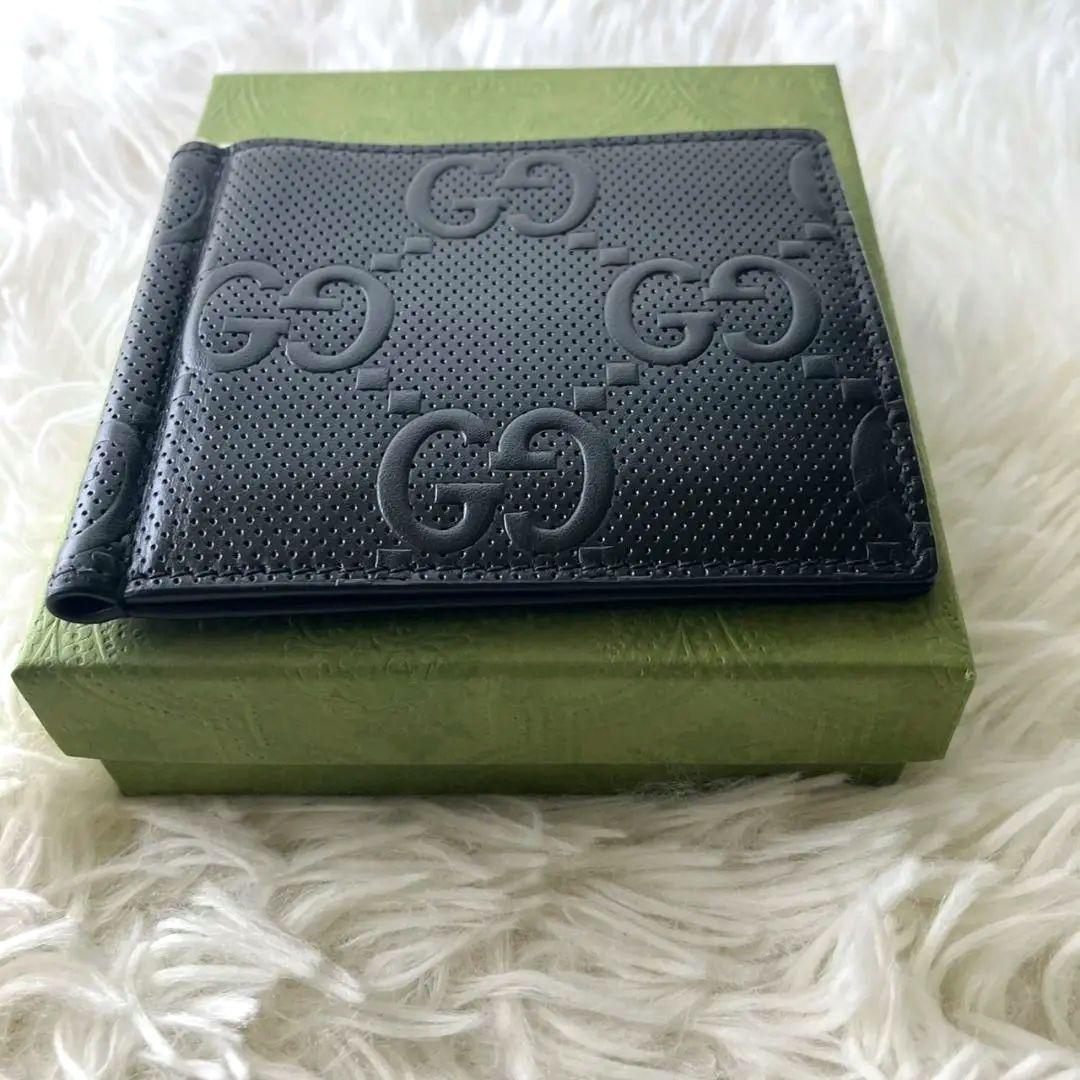 ✨ほぼ未使用　付属品完備✨グッチ　マネークリップ　エンボスレザー　ブラック　黒