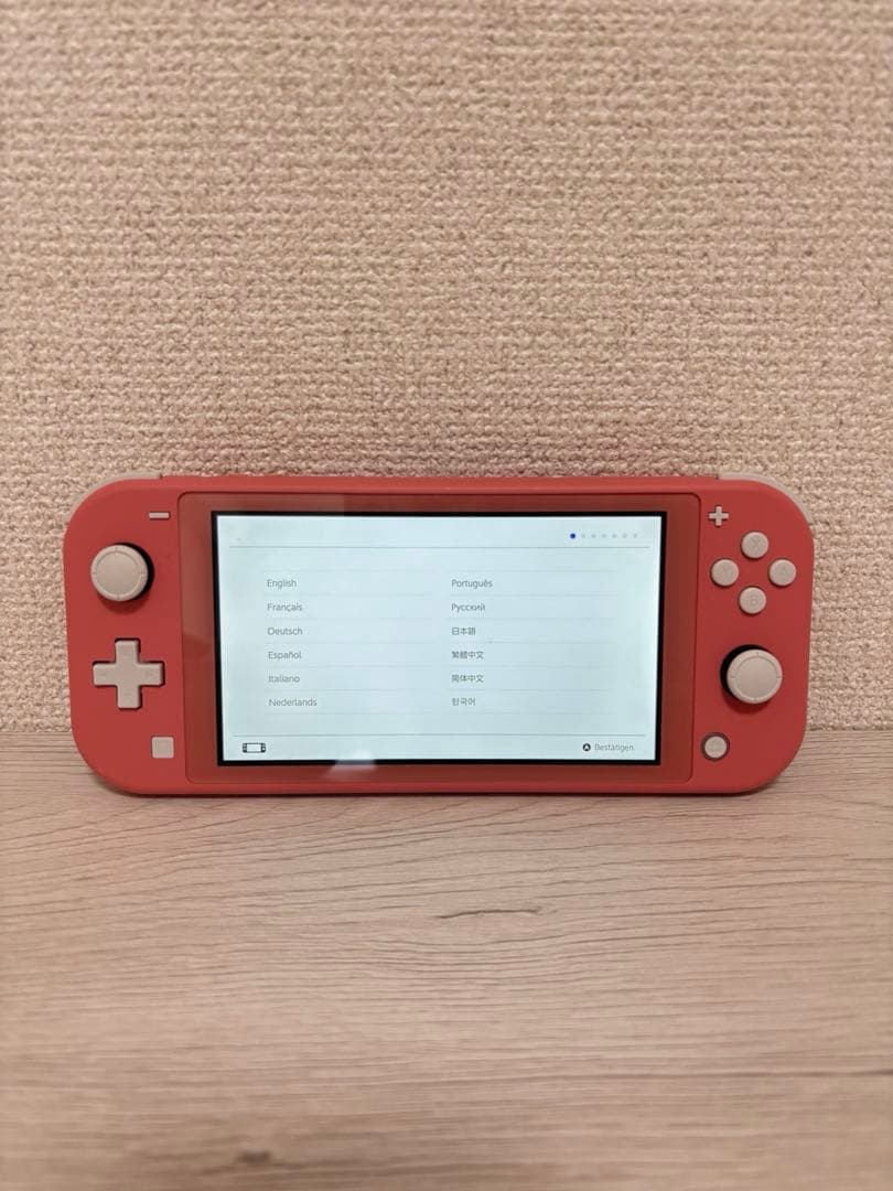 Nintendo Switch Lite コーラル【本体のみ】