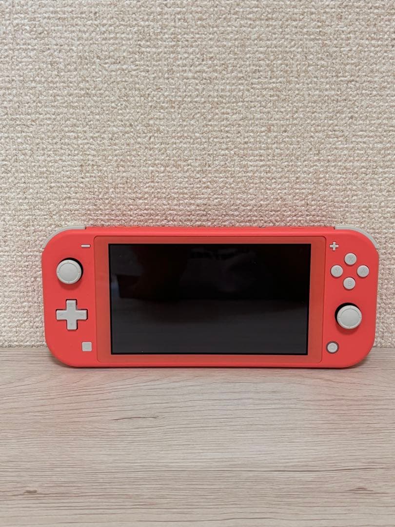 Nintendo Switch Lite コーラル【本体のみ】