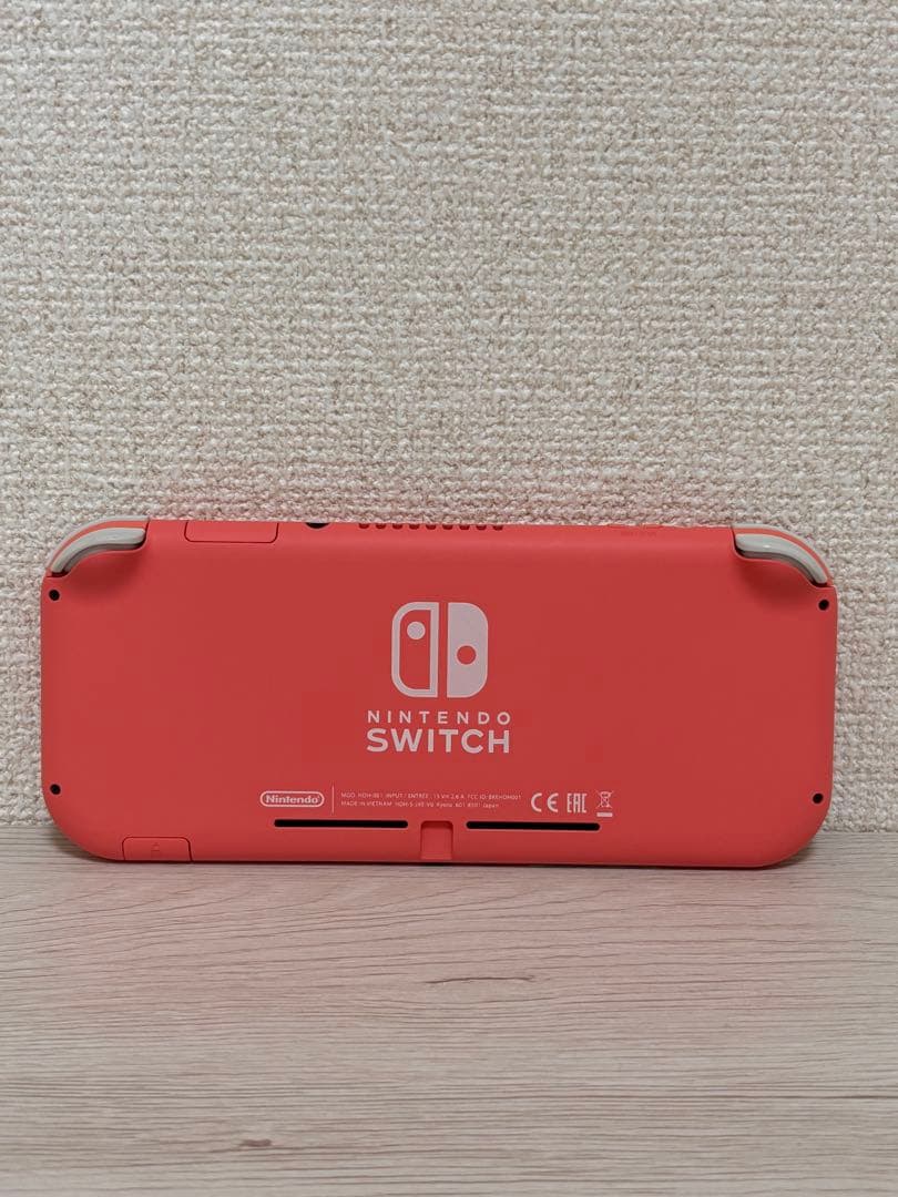 Nintendo Switch Lite コーラル【本体のみ】