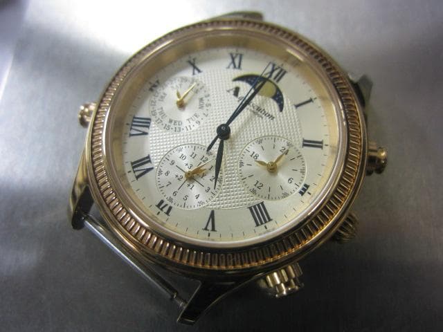 【ジャンク】アクアスキュータム・グランドコンプリケーション