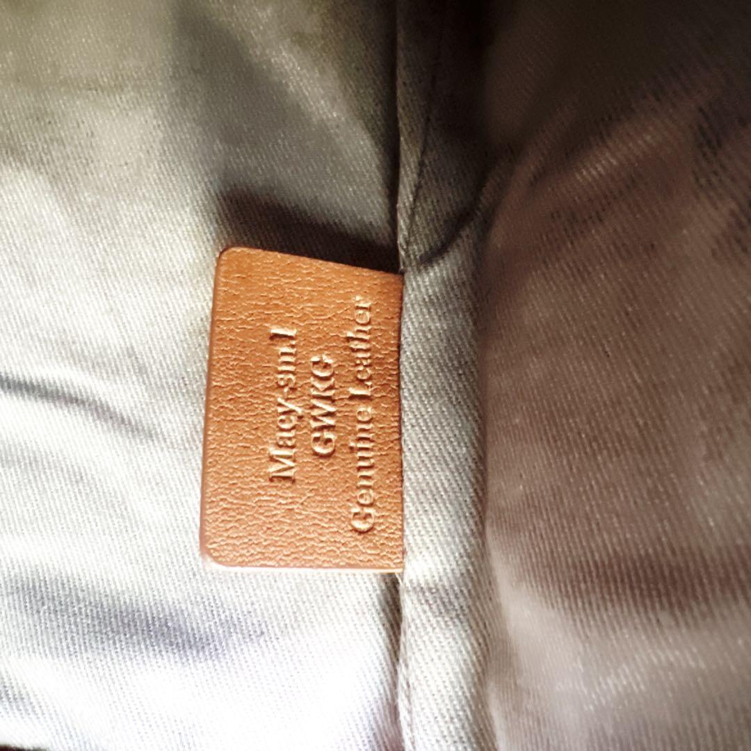 美品　BALLYバリー レザー トート　バッグ パンチング　ロゴ キーホルダー