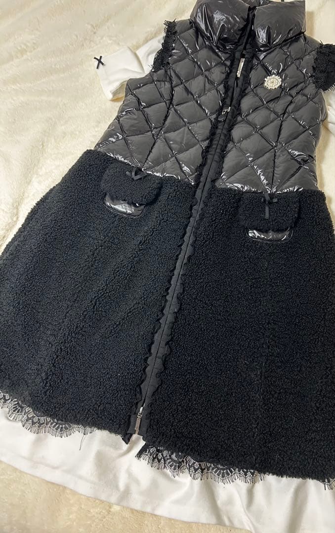 極美品 スーパービューティダウンジレサイズ42