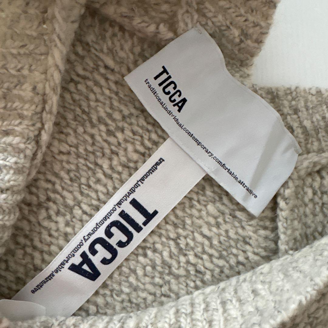 TICCA ティッカ　Vネック　ニットベスト