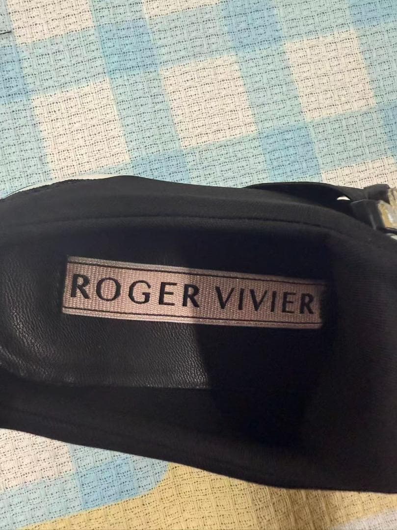 ROGER VIVIER ヴィヴラン スニーカー