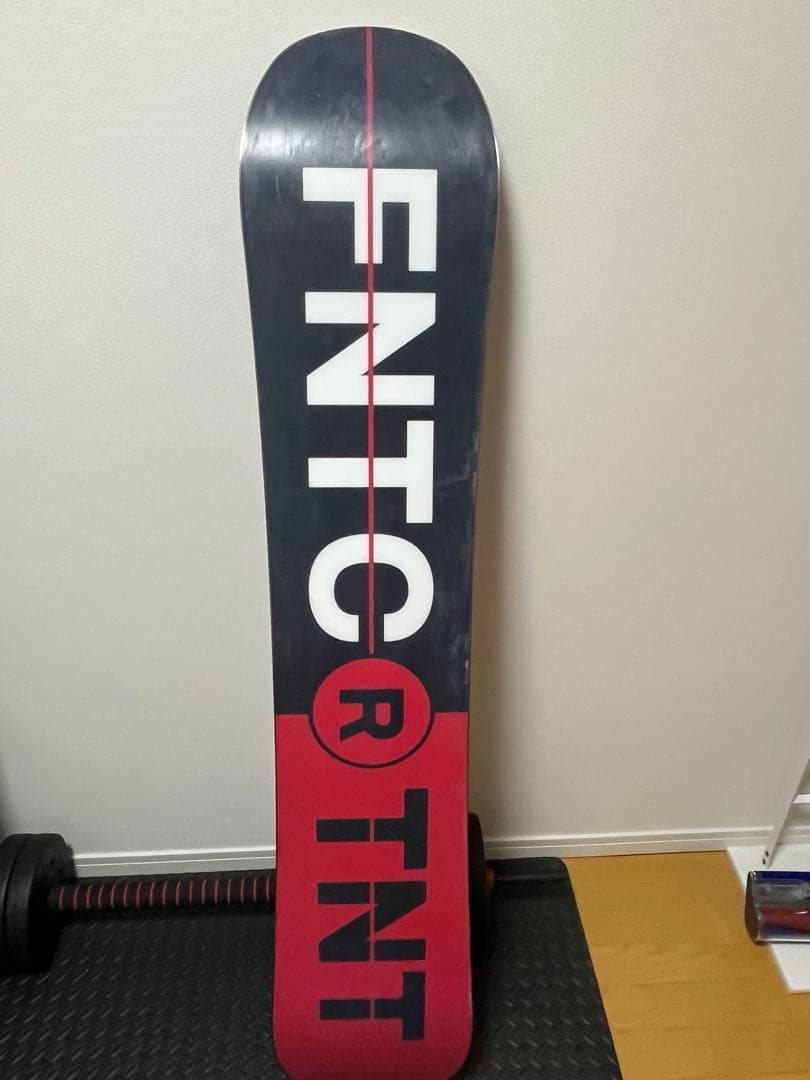 23-24 147 FNTC エフエヌティーシー TNT R