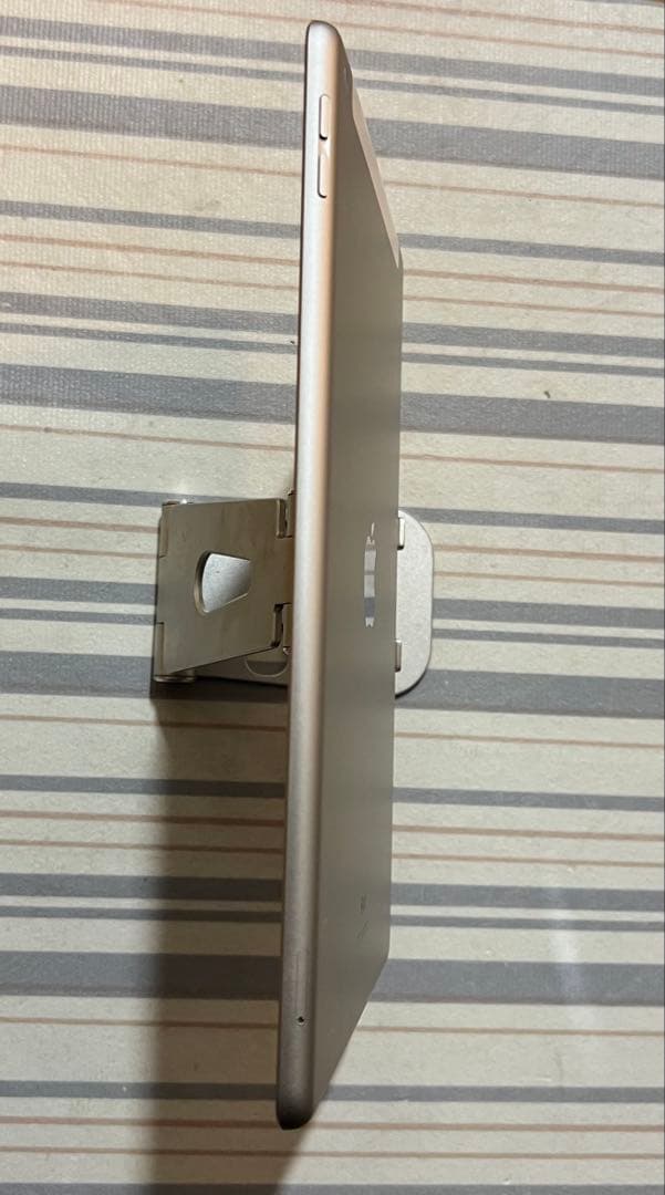 Apple SIMフリー iPad（第7世代/2019） 128GB シルバー