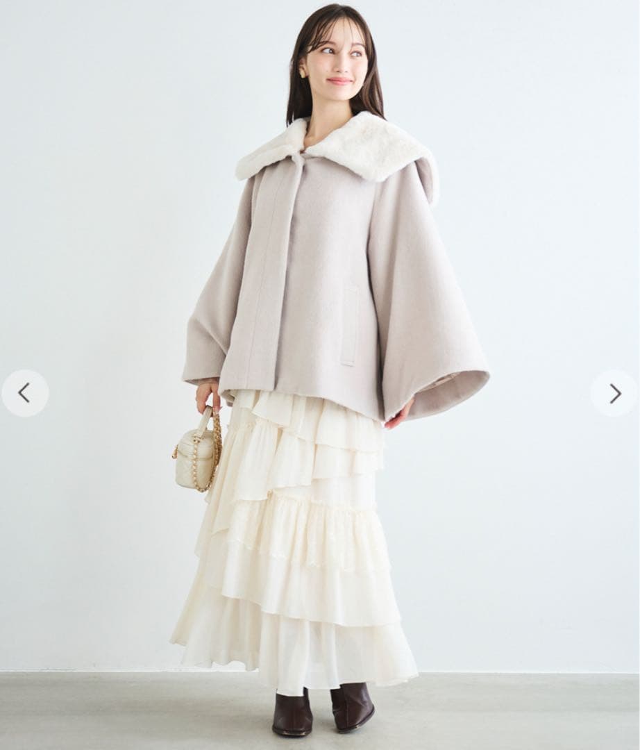 き*る様 新品　LILLIAN CARAT フェイクファービッグカラーケープコー