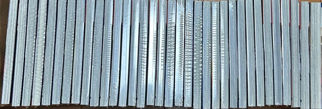 【土日限定価格】進撃の巨人　全巻セット　1-31(新品未開封)、32-34開封済