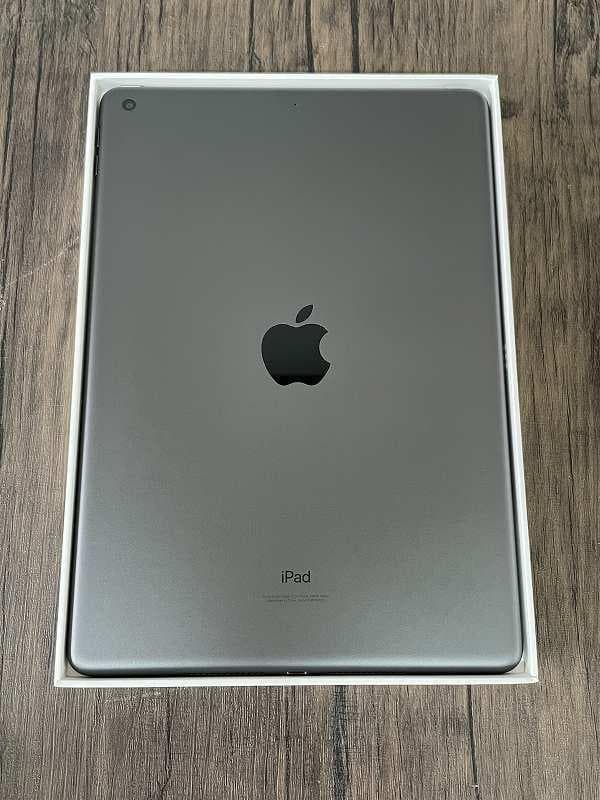 ⑦【美品】iPad Apple 第9世代　Wi-Fiモデル　64GB