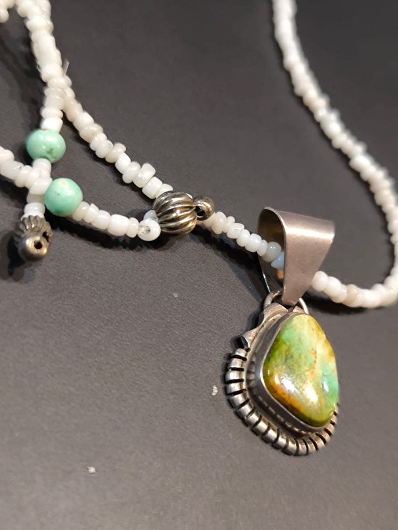 ハンドメイド シルバーペンダント ネックレス ナバホ インディアンジュエリー