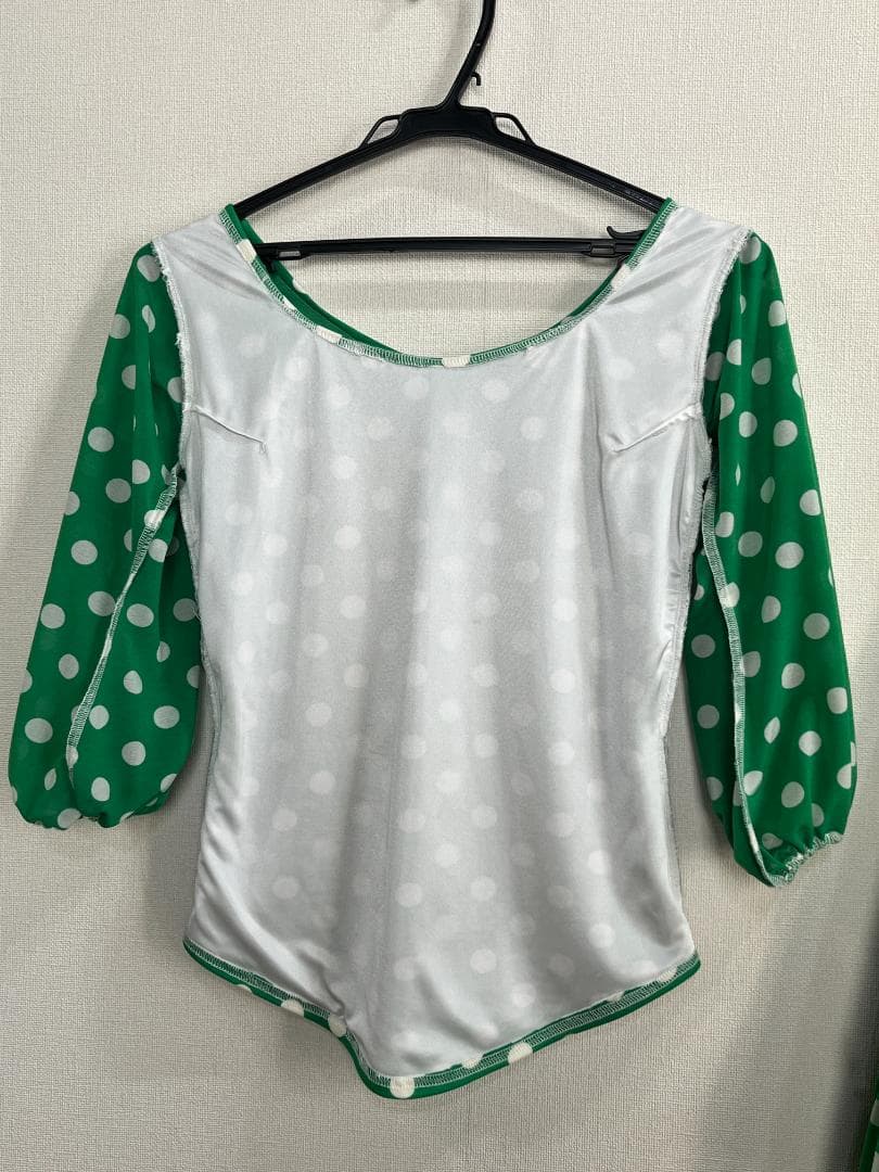 フラメンコ衣装 ツーピース+スカーフ グリーン×白水玉 ストレッチ フリル 軽量