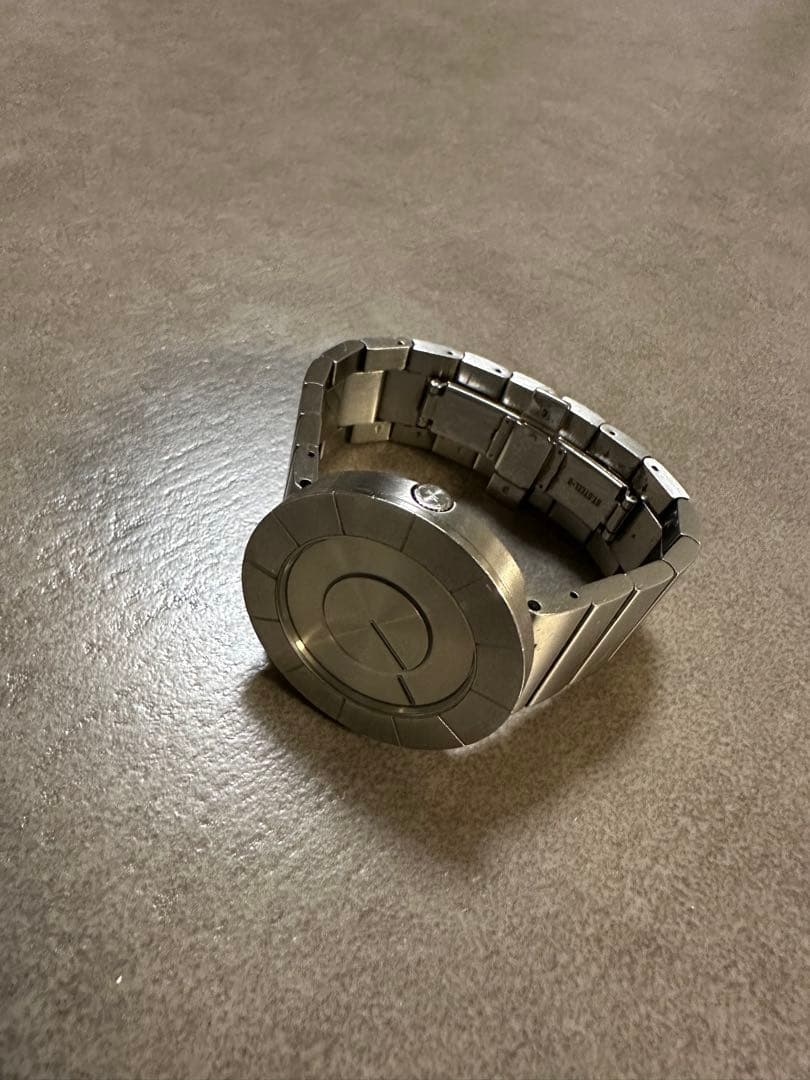 イッセイミヤケ　メンズ時計